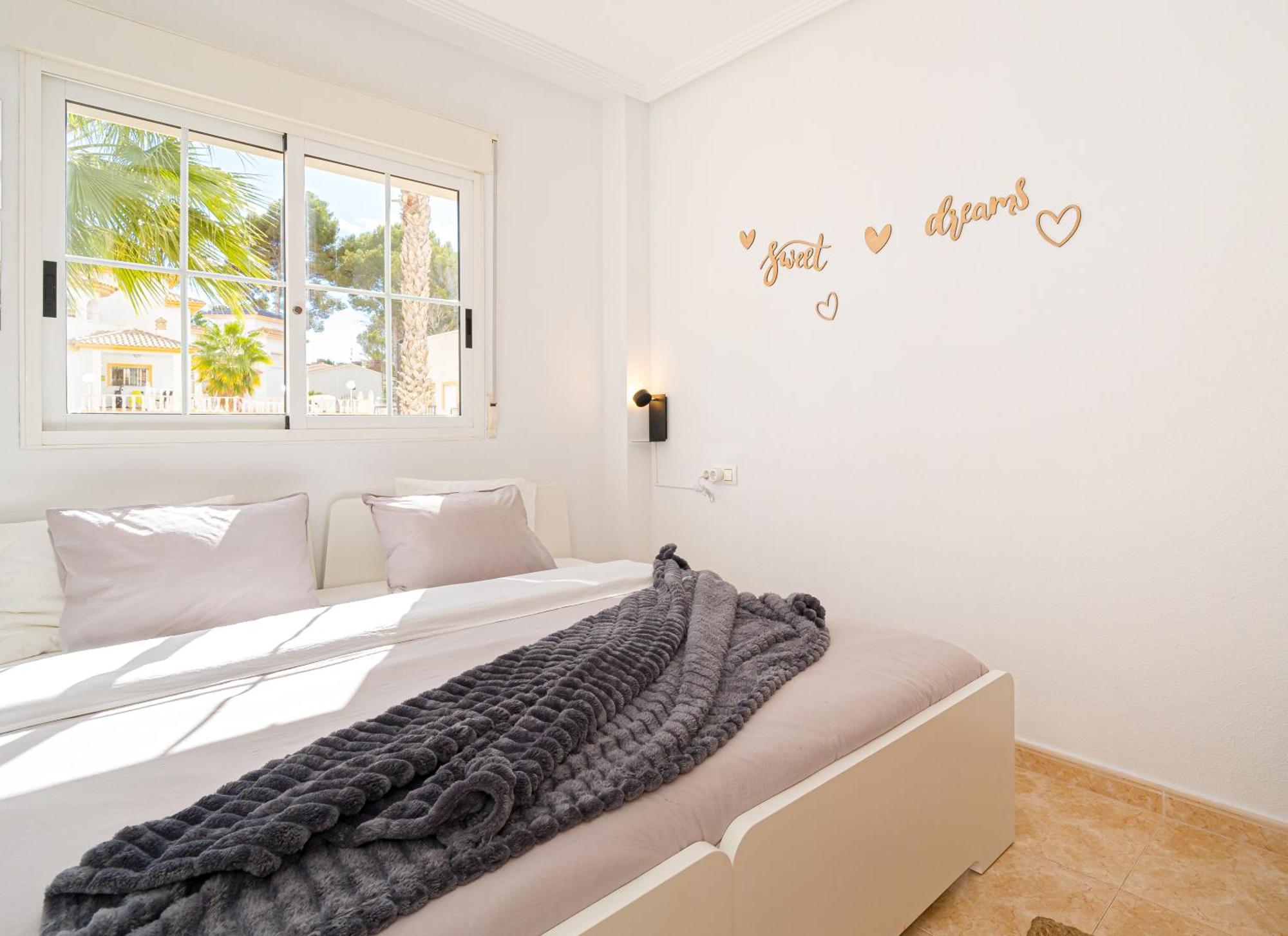 Villamartin Apartment. Excellent Location For Golfers, Cyclists And Hikers Exterior photo
